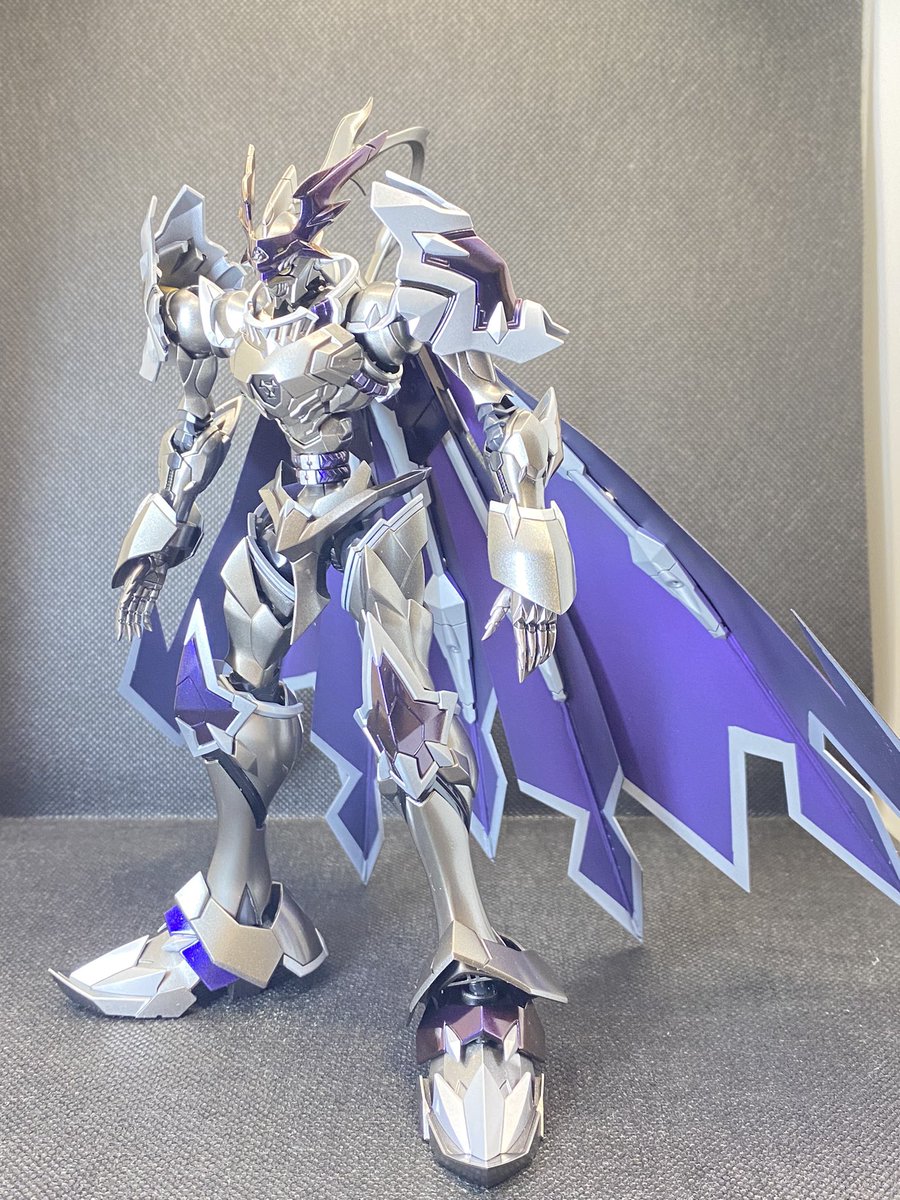 デジモンプラモデルアンプリファイドシリーズのデュークモンを改造し
