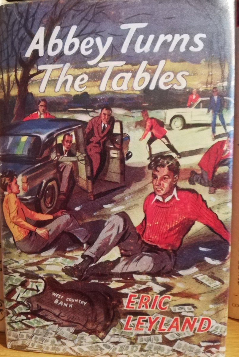 priorsfordbooks's tweet photo. Was your bank heist recently unsuccessful? Looking for a new & more relaxing hobby? How about browsing #secondhandbookshops on a #BankHolidayWeekend? We are open today and tomorrow so come and pick up a book or #bookthemedgift #sundayvibes https://t.co/c3jaXj1b8M