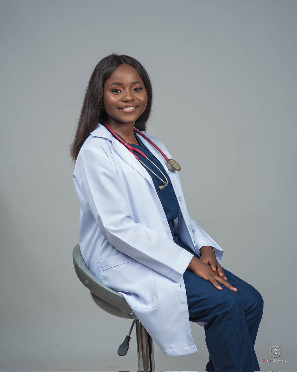 tinykki's tweet image. Officially a doctor 🔥
