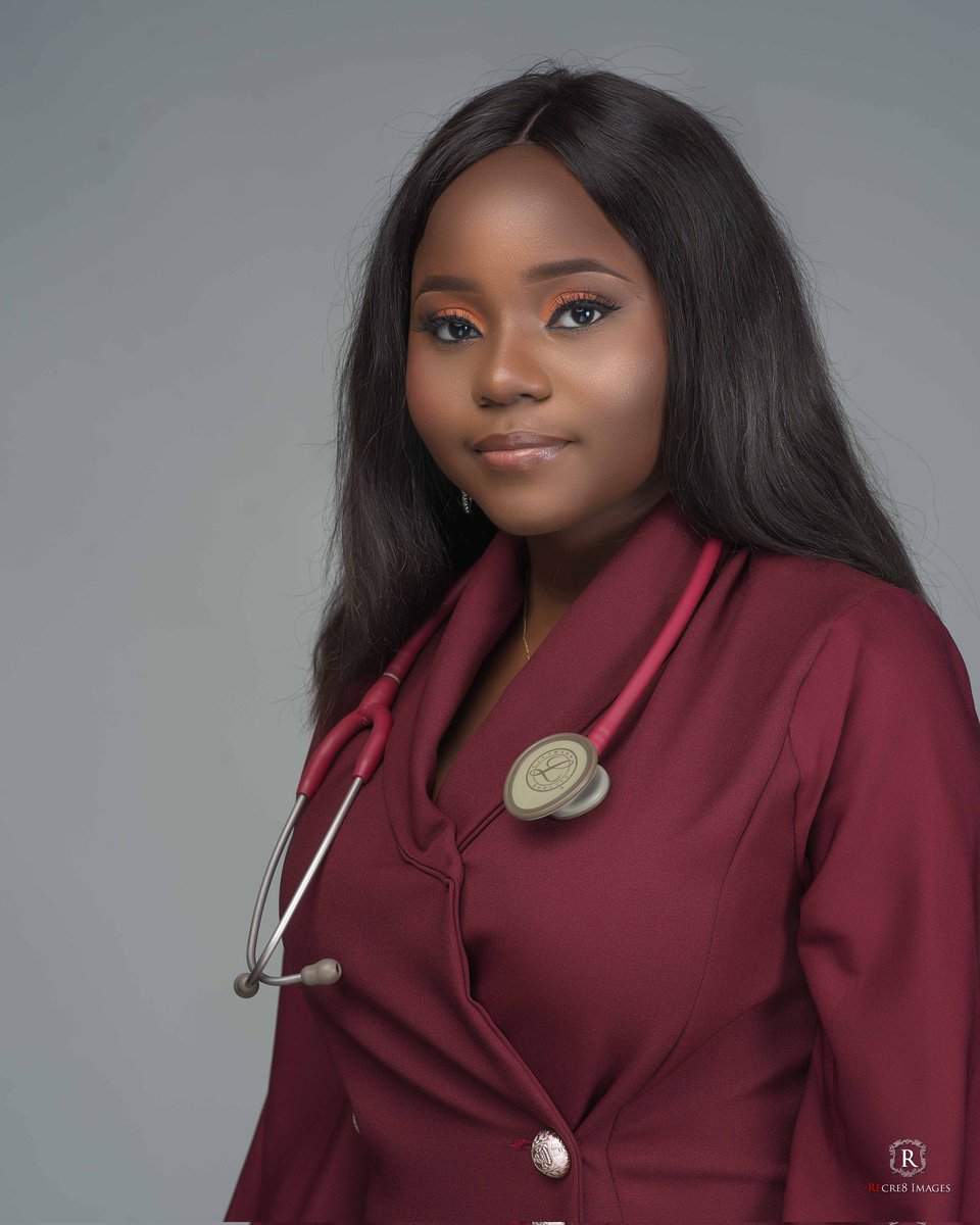tinykki's tweet image. Officially a doctor 🔥