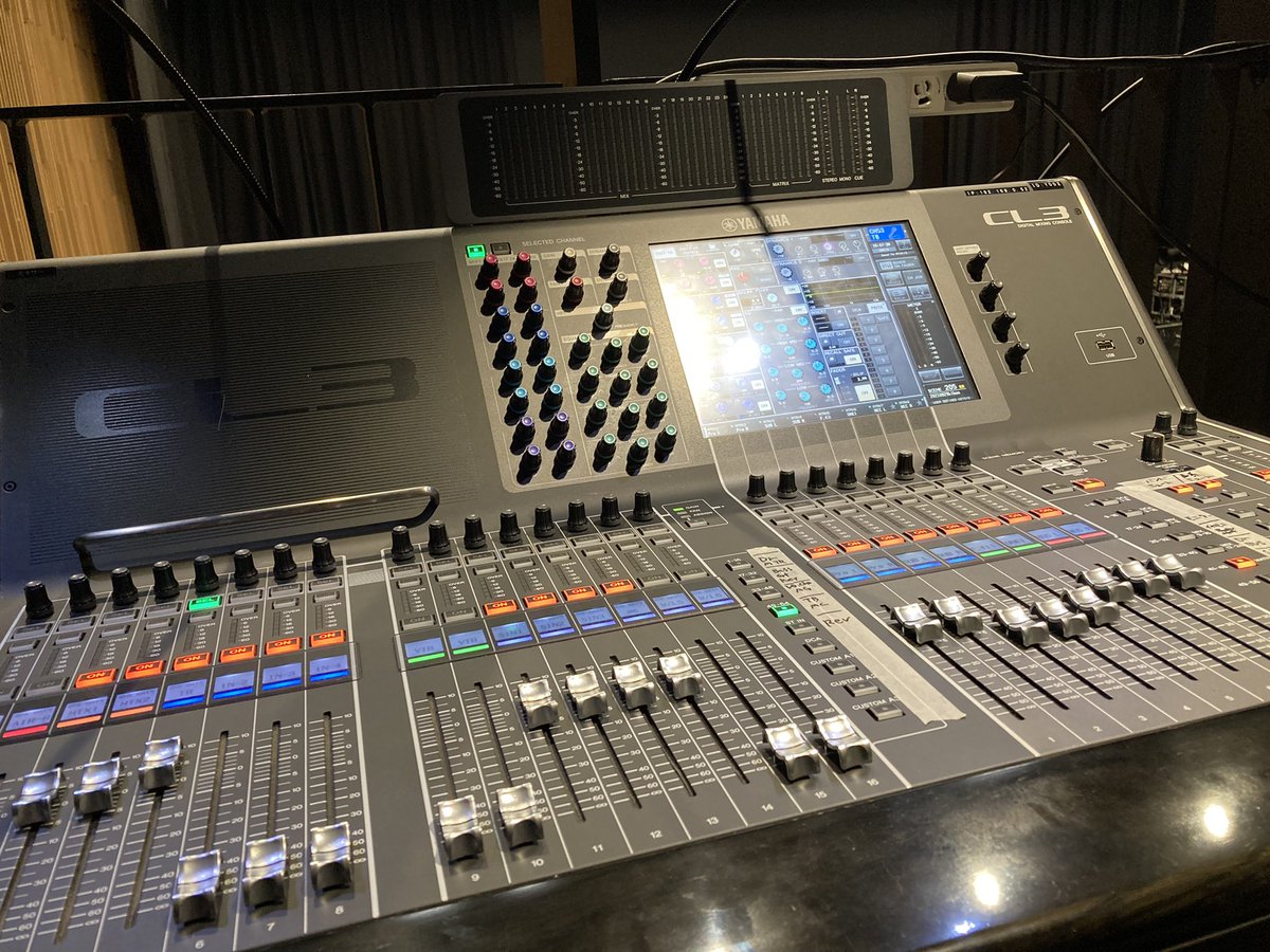 drakin3's tweet photo. やっぱりYAMAHAのデジミキは操作性が良い
久しぶりのバンドオペでもなんとかなりました。 https://t.co/pJG1wnAhjp