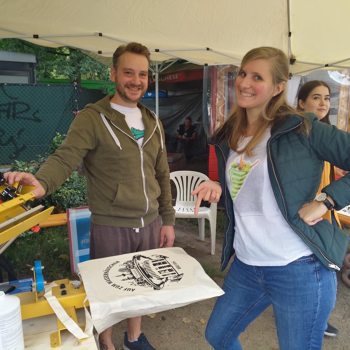 Linie_11's tweet photo. „Print your own bag“ für den guten Zweck, zum gestrigen Tag der #Wasserhäuschen, war ein voller Erfolg! #tdw21 Danke an euch alle ❤️ https://t.co/sN0uRyHgRd