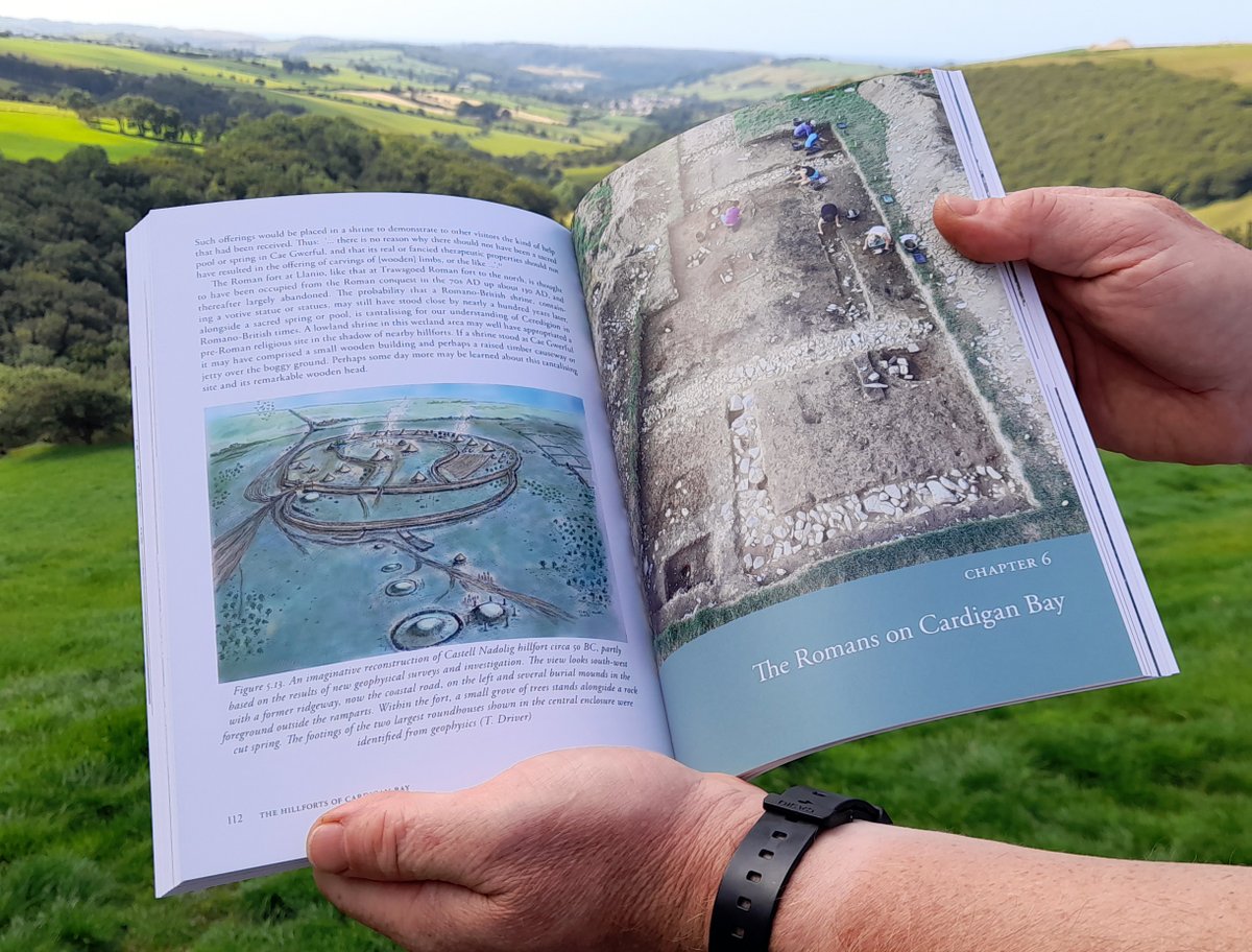 To win a specially signed edition of the new book, with a sketch by me of an Iron Age roundhouse, simply share this post. I'll collate names of those sharing in a hat (my digging hat from last week), and pick the lucky winner in time for next #HillfortsWednesday - good luck! 🤞
