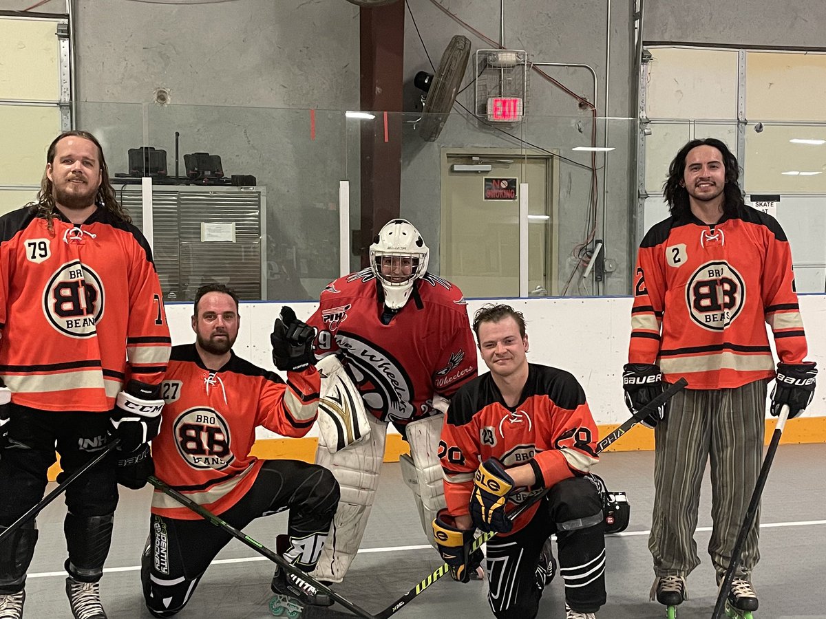 rickystorr's tweet photo. Played some roller hockey with the boys today. @frankwaters77 is in this one too. #GoStars #brobeans #winners https://t.co/rZA8EBF5SC