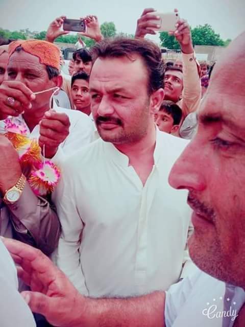 Alinawazbajeer's tweet photo. #تيري جدوجھد کا انداز بتا رہا ہے #تو تھکنے والوں میں سے نہیں #تیرا جوش تیرا جزبہ محبت #بھٹو کی داستان ہے
#Geo_Dost_Muhammad #Rahimoon Special Assistant Cm Sindh 👈
@Dostmuhammad_ https://t.co/PeE1Jj0xen