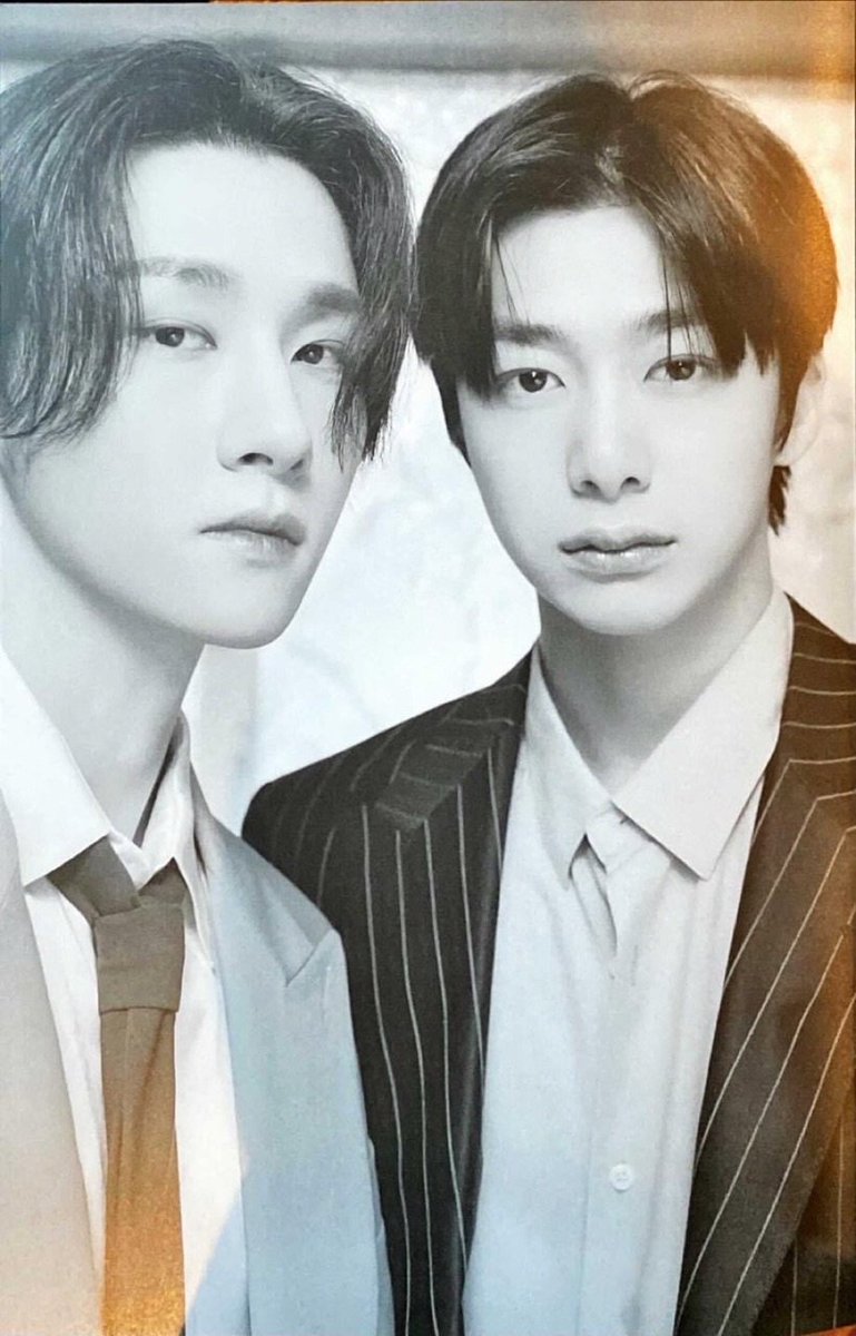 multibebe23's tweet photo. Changkyun an hyungwon are so handsome 😍😲🤯🔥 https://t.co/nlXF0ZzEz3