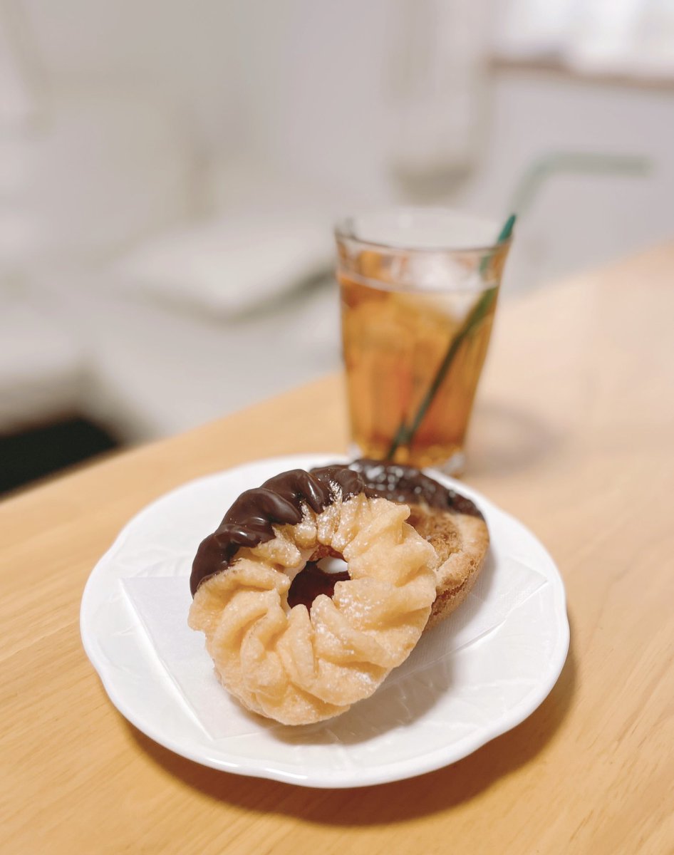 Miz على تويتر 久しぶりにミスドに行ったらドーナツがかなり小さくなってて切なくなってしまった 材料高騰とかいろいろ大変なんだろうなぁ