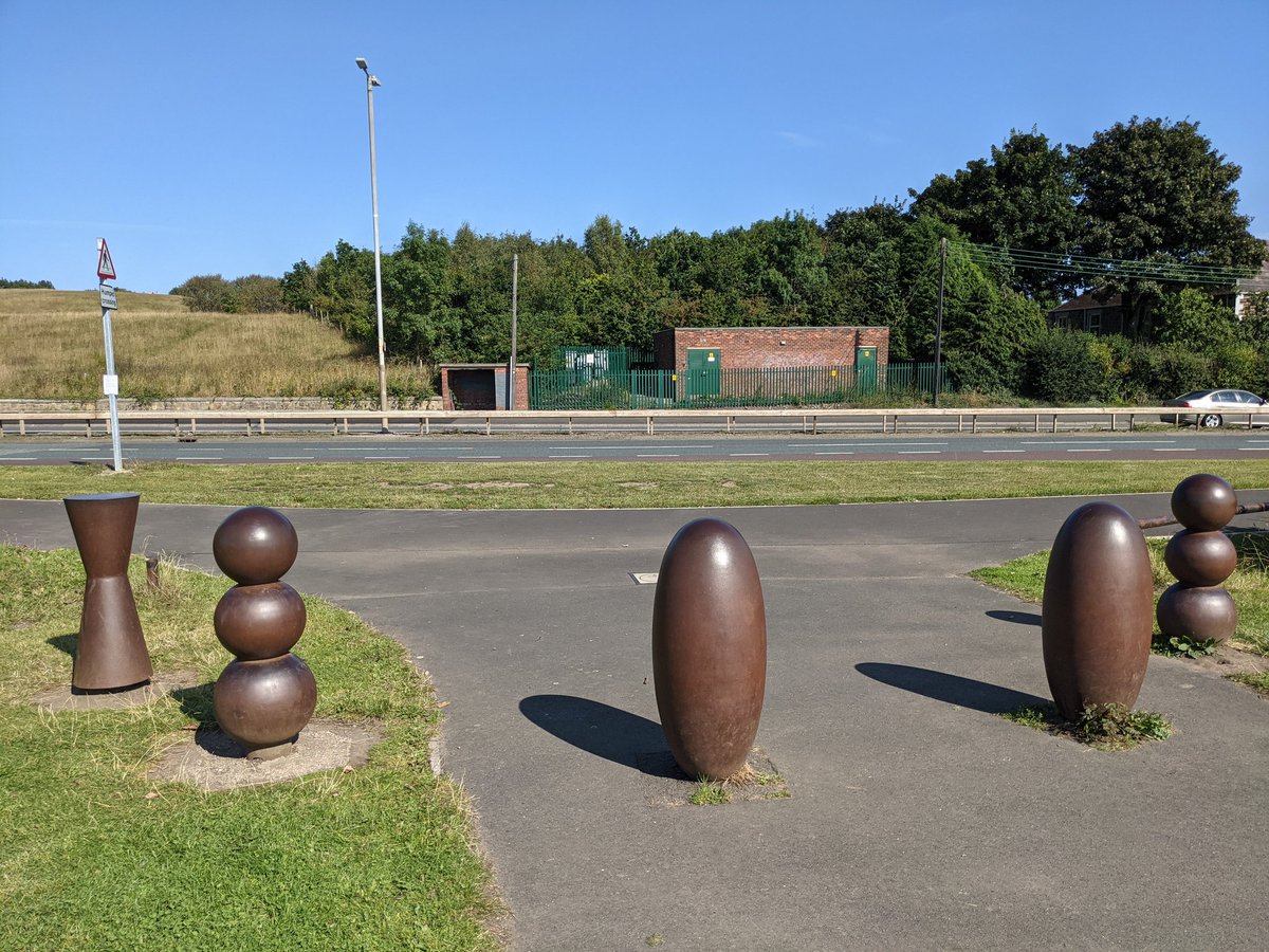 leppx's tweet photo. The bollards from the other side of town https://t.co/p3FjlxEQnL