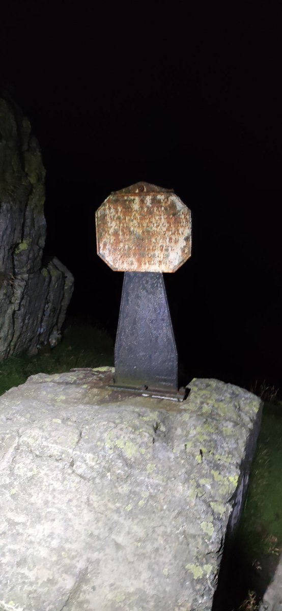 taurusmcfc's tweet photo. Striding edge in the dark was precarious but fun 😄#stridingedge #hellvellyn https://t.co/xXgH0jzwGK
