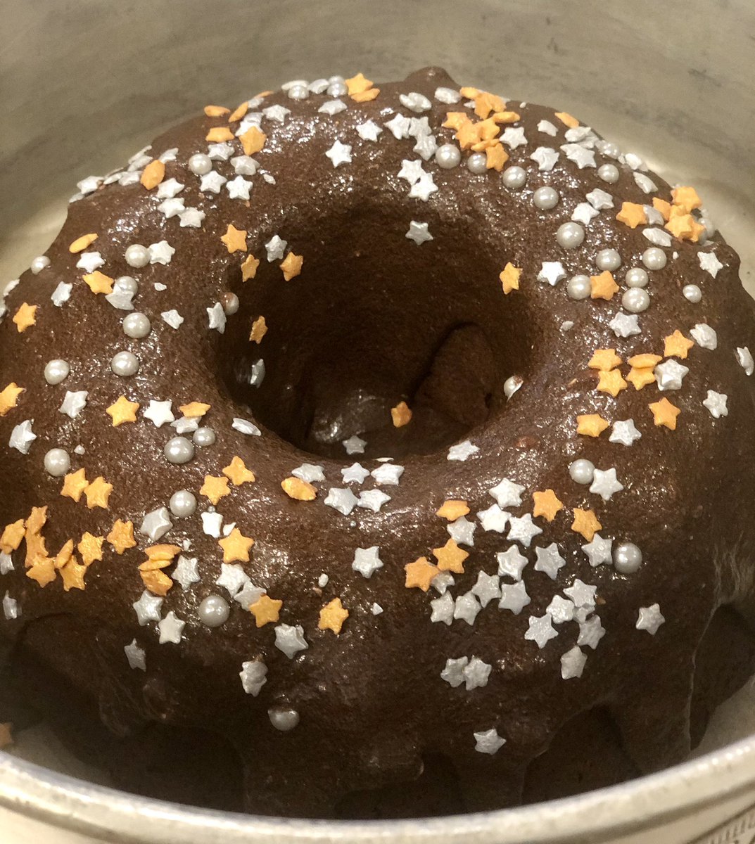 KirstyCMacaulay's tweet image. #Isobaking this week: #Bundt Baking - #chocolate and cinnamon Bundt #cake with warm chocolate sauce. My family tells me ‘you can never have too much chocolate’. 😁 Gotta have something nice to enjoy while #remoteworking