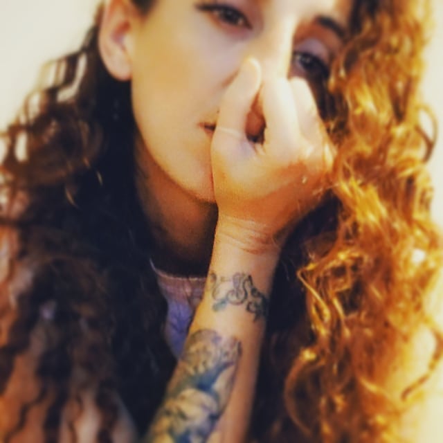 Savage girl and curl hair's. En septembre je reviens plus d&eacute;mone que jamais. @merryl_queen vous pr&eacute;pare<a href="/tag/sexturylive"class="tags"><span>#sexturylive</span></a><a href="/tag/sexturyproduction"class="tags"><span>#sexturyproduction</span></a>