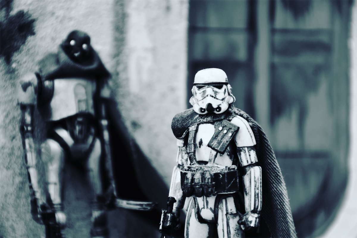 ReadFiveDesigns's tweet photo. Galactic Life
Custom figures from blastermaster_props on Etsy.
#ReadFiveStandingBy #customstormtrooper #starwarscustom #starwars #toycollector #toycommunity #starwarsfan #toyphotography #starwarstoyphotography #starwarstoypics #imperial #starwarsuk #actionfigurephotography https://t.co/5LxO86gTW0