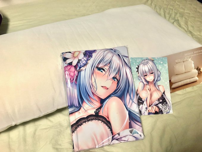 本日午後6時〜

抱き枕160x50とピロ水先生の涙香さん抱き枕カバーが届きました!!
すげぇぇ・・(゜∀゜) 