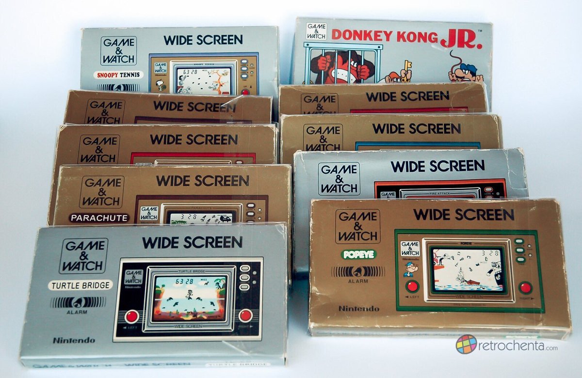 retrochenta's tweet photo. Para muchos, estas Nintendo fueron el primer contacto con los videojuegos. Feliz #DíaMundialDelVideojuego https://t.co/HTh3CMADIB