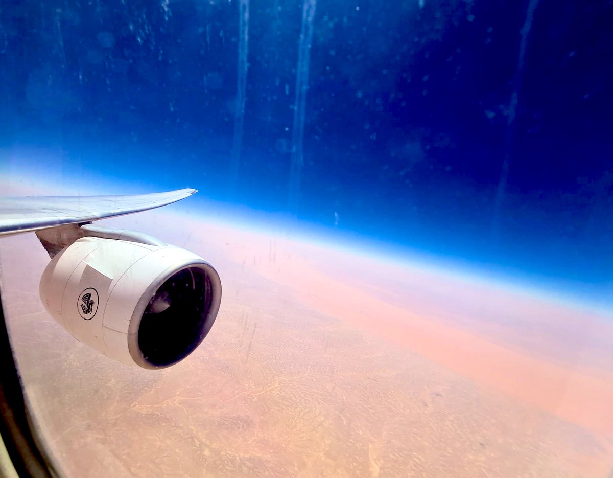 FlyinScottish's tweet photo. Takeoff from Dubai with @airfrance. View from seat 6A 🥂
.
.
#boeing777 #dubai #flying #AvGeek #wingview #avgeeks #businessclass #AirFrance #skyteam #af659 https://t.co/N8JzFEJDU2