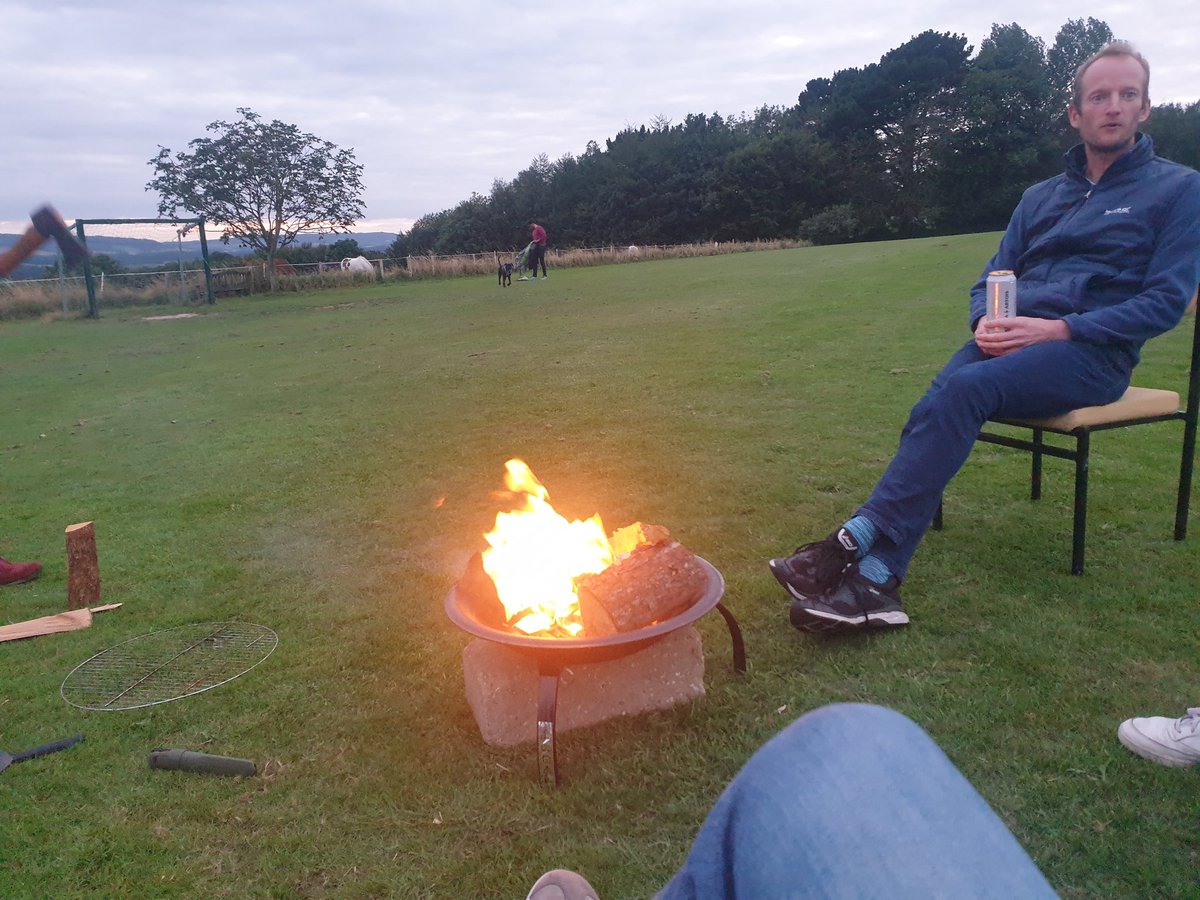 Evening fire pit. Williamson reflecting on wides that were given as byes. Wicketkeeper problems