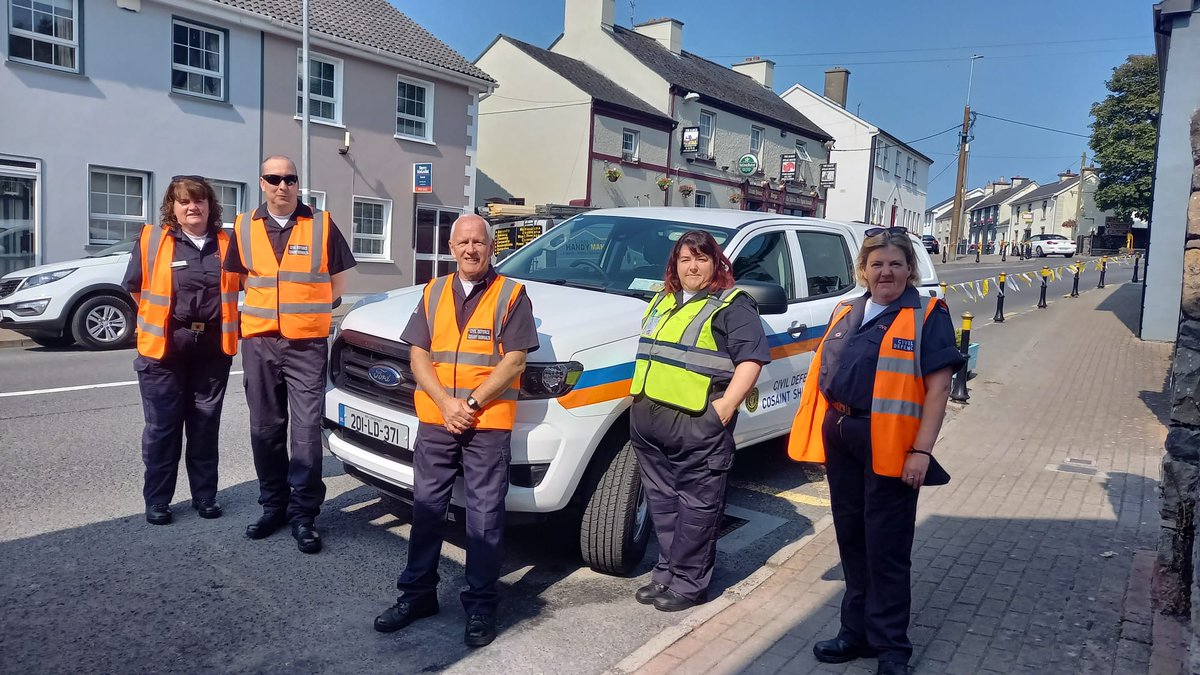 roscivildefence's tweet photo. Yesterday morning from 6am saw a joint operation from Roscommon and Leitrim CD commence supporting the Carrick Camino @roscivildefence
@leitrimcoco @civildmayo @longfordcd @Galway_CD
#volunteers
#returningtonormal
#carrickcamino https://t.co/N2hPpN7qKm