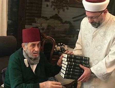 AliBerham's tweet image. AKP'nin çürümüş çağdışı zihniyetini tarihin karanlığına değil?

Bu zihniyetin birdaha doğmasına izin vermemek için #ortaçağ karanlığına gommeli.

21; yy bilgi ve bilim #cağında 
AKP zihniyeti T.C #DEVLETİNDE Türk gençliğine kefen giydirliyorsa artık bunlarin beyinleri çürümüştür?