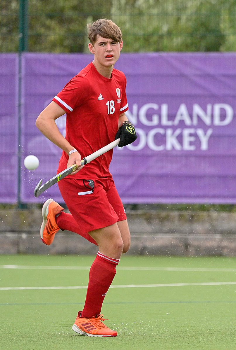 wellyhockey_'s tweet photo. A big congratulations to Billy (12-Bd) who was part of the winning Mercia Lynx U17 team at Futures Cup. An excellent achievement and something to be very proud of. https://t.co/G97p2XcWAd