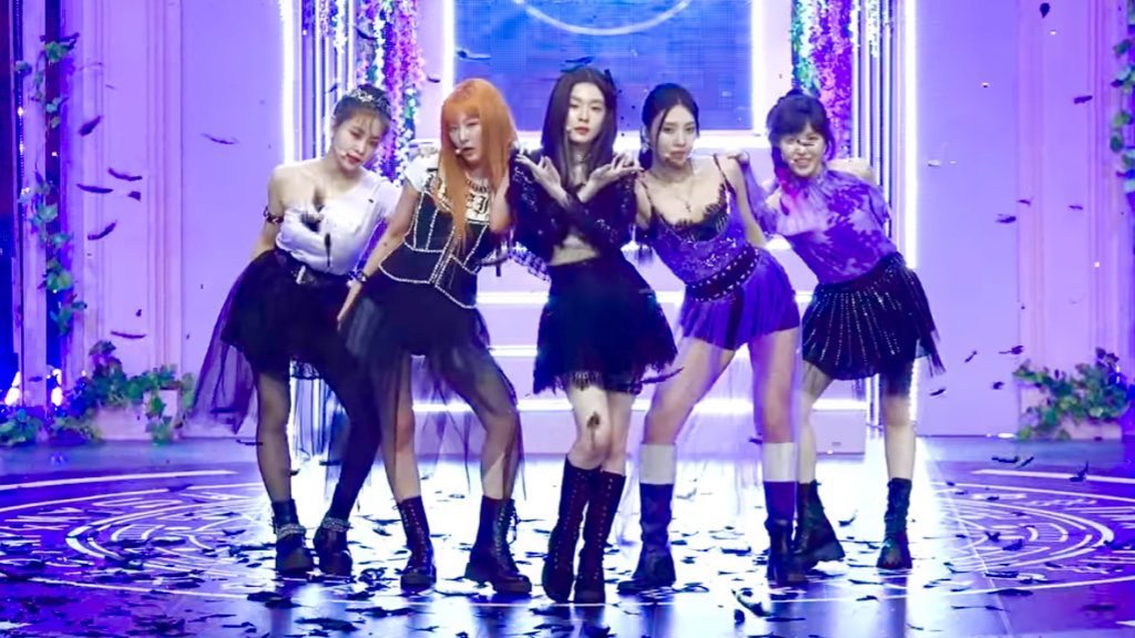 cuteyeripics's tweet photo. thank you red velvet for these two magical weeks, queendom was such a wonderful era, everyone was so happy, congratulations on your success, can’t wait to see you again soon 💗
#Queendom4thWin https://t.co/Y21aZfaSOa