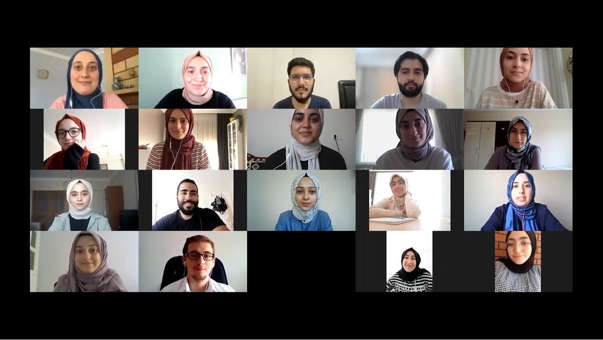 Kampımızın üçüncü günündeyiz!
Selvanur Yazıcı Sezgin’in “Yeni Medyayı Bilinçli Tüketmek” konulu konferansını çok verimli bir şekilde tamamladık. 📚☺ #İyilikİçinGençlik