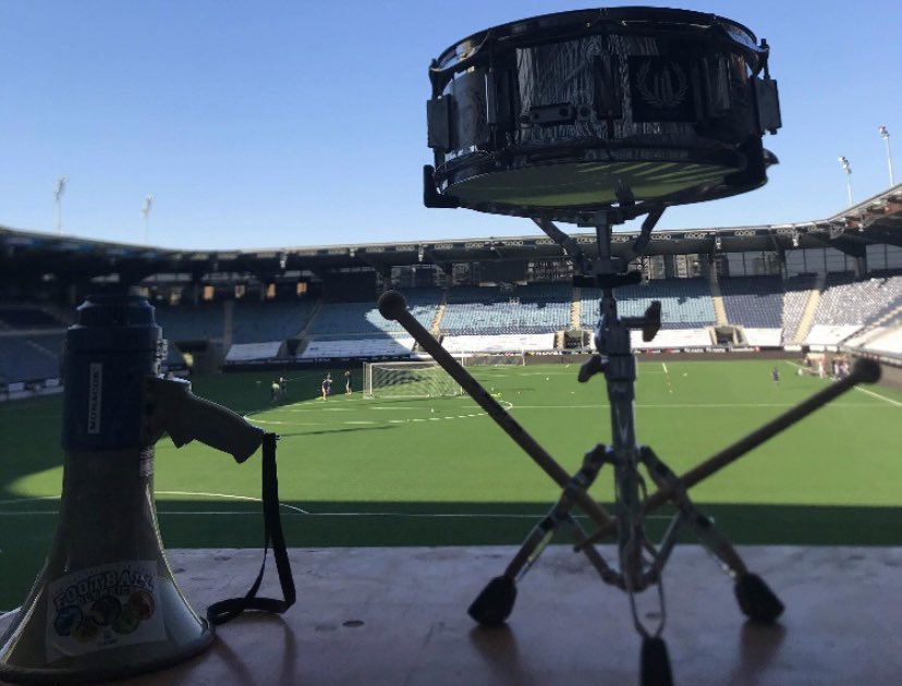 Oss Mot Resten Av Verden tweet media