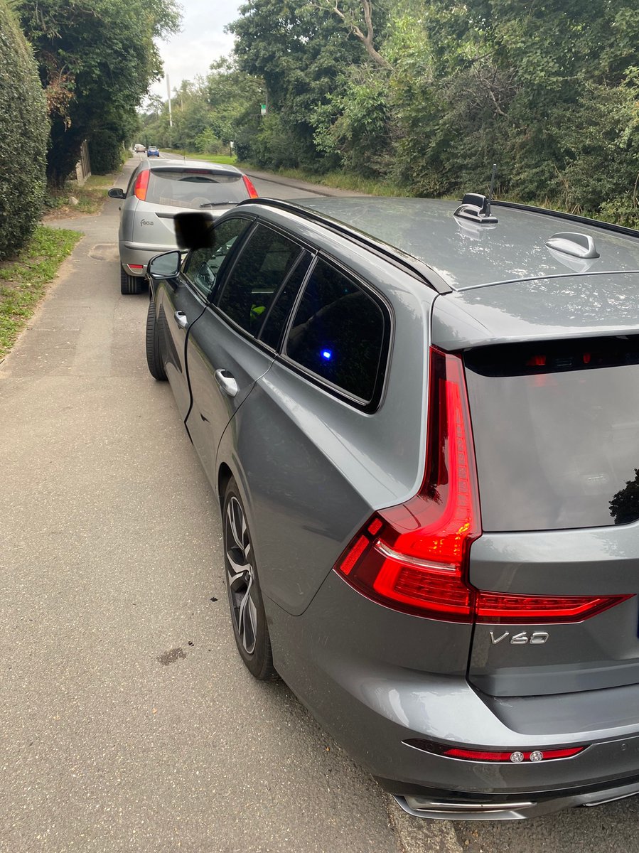 tvprp's tweet image. Driver stopped early morning for no seat belt by #XRT62 in #Slough @TVP_Slough 

Driver then provided positive drug wipe for cocaine @DrugWipeUK. Driver issued a ticket for seat belt and arrested for drug drive ✅ 

#TVPRPU #ItsNotWorthTheRisk #DrugDriveCampaign #Fatal5

#P1879