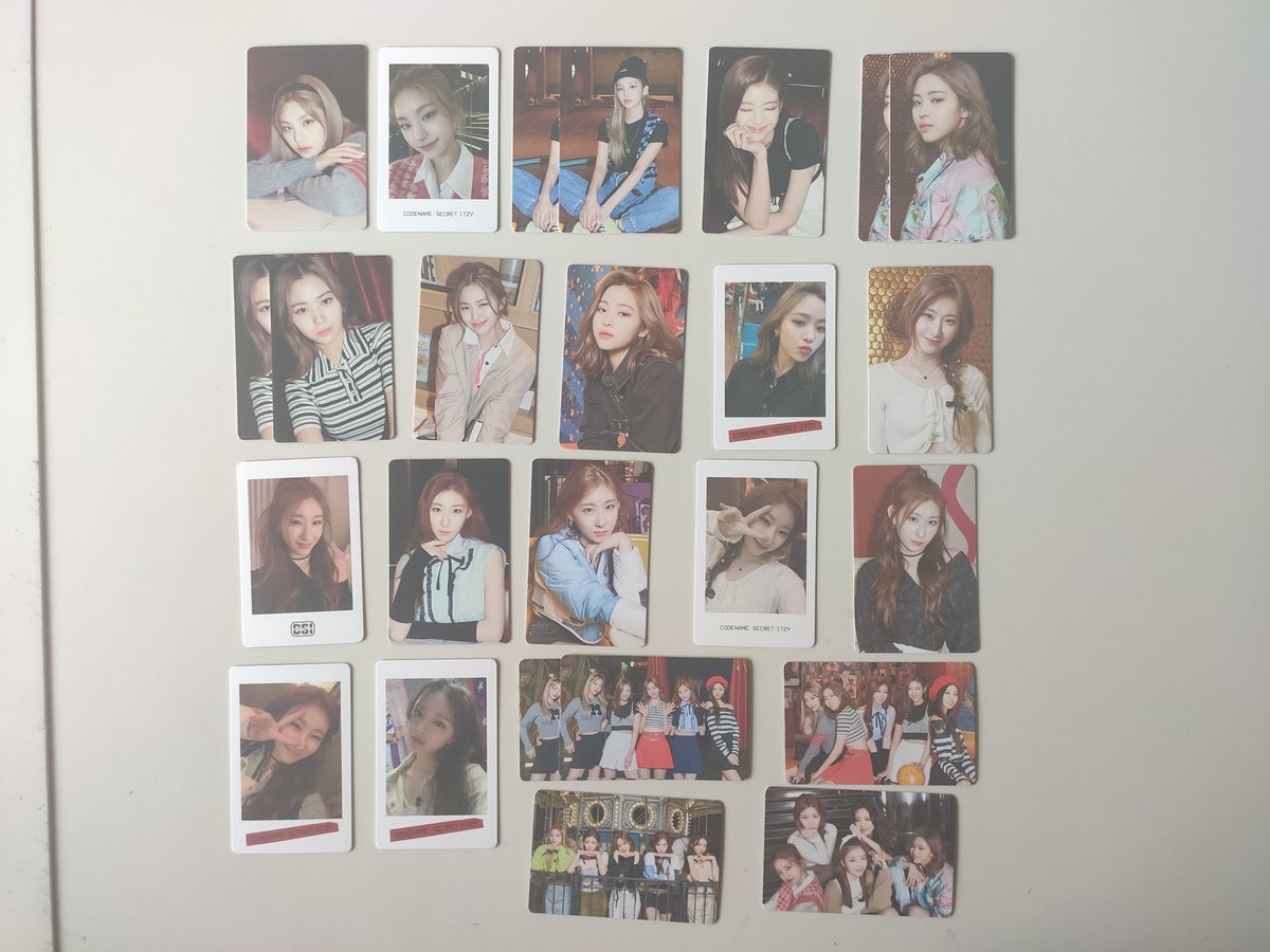 maykollects's tweet photo. WTS/LFB

Various ITZY papelz

Guess Who Lim Ed Special PC - 90
CSI Trading Card - 120

Guess Who Sealed + POB Postcard set - 400

Guess Who Unsealed + POB Postcard set - 300

Mini Poster - 100

- prices are slightly negotiable
- all are onhand and ready to ship
- PM to avail! https://t.co/ogOimprVtW