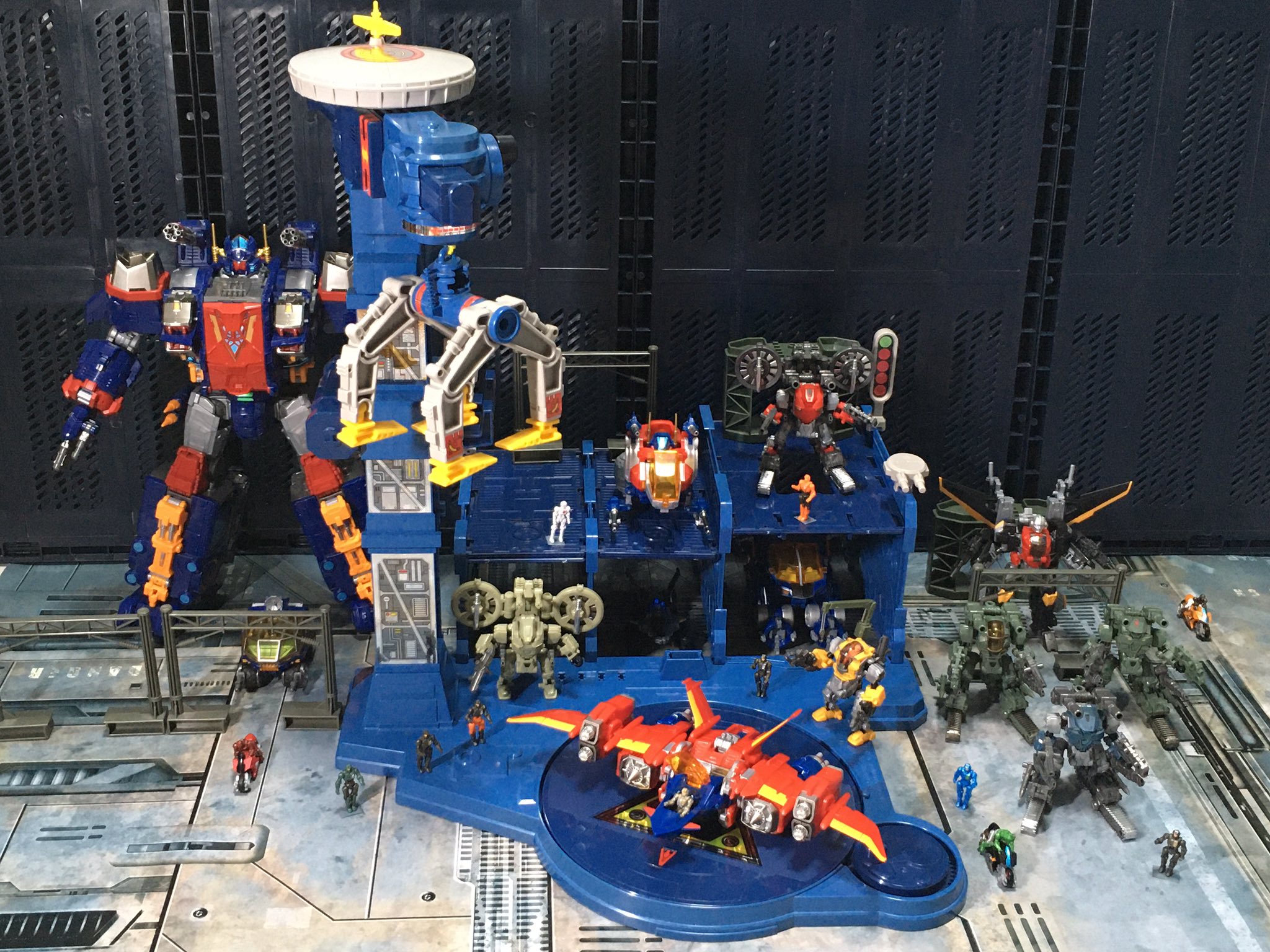 激走戦隊カーレンジャー ビクトリードック www.cleanlineapp.com