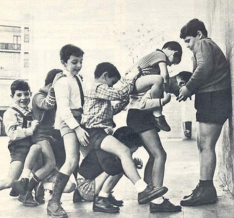 Si portes la teva infància amb tu, mai envelliràs.