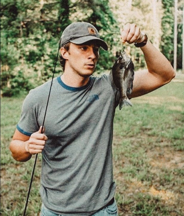 comfort drew starkey (@drewcomfort) on Twitter photo 