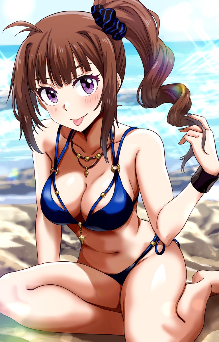 「#今月描いた絵を晒そう
我ながらお気に入りなひまわりのやつが描けたので今月は満足」|るんのイラスト