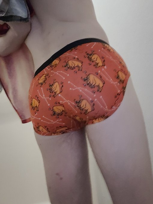 1 pic. Any Tauruses following me? This one's dedicated to you :p https://t.co/SNawqwrdOS