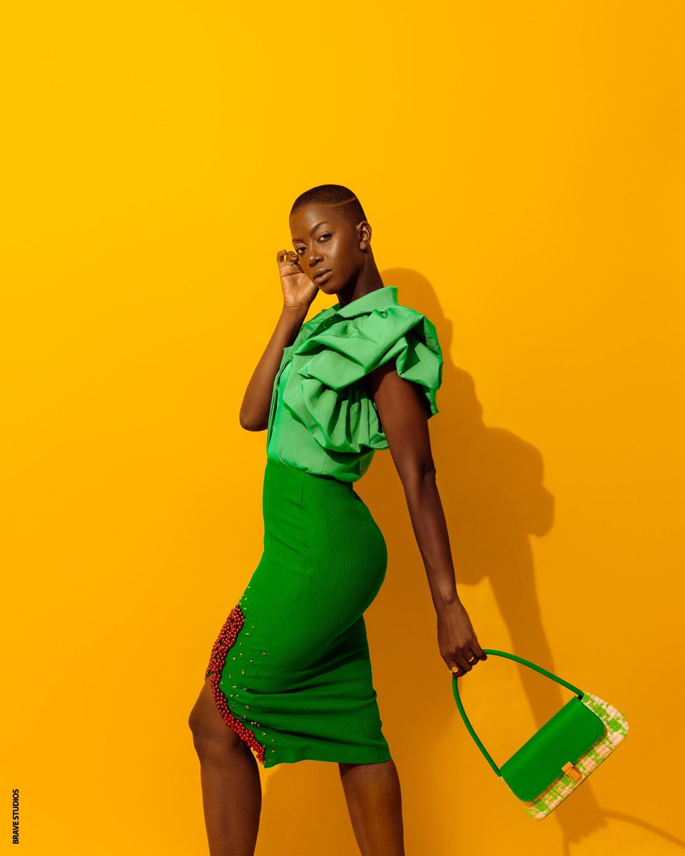 brv_studios's tweet image. PALETTE 🎨 with @JudiePraise1 
What’s your favorite color combinations?
Photographer &amp;amp; Retoucher: @brv_studios

#color #fashion #bag #commercial #lifestyle #model #ghanafashion #fashionstyle #fashionista