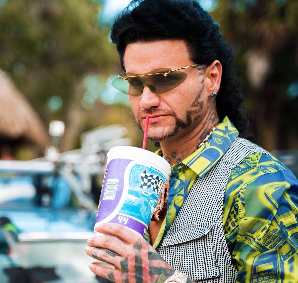 robtswthrayguns's tweet photo. Who is this? Wrong answers only. https://t.co/aLtdfVAcMK