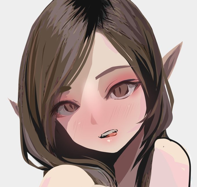 顔の練習中!エルフみみ 