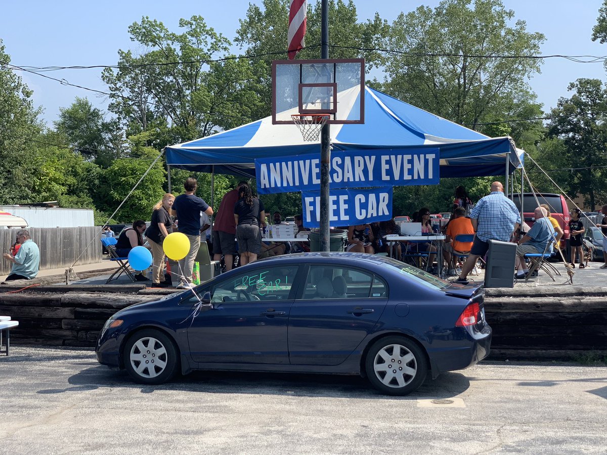 JoesAutos's tweet photo. Randy Scarborough entered his ticket into the drawing and said if he wins, he’s going to give the car to his daughter. He won and his daughter was there. Congratulations to Randy and thanks to all our customers for making it a great 31st anniversary party! #gowithJoes https://t.co/W9Bcb4kN6T