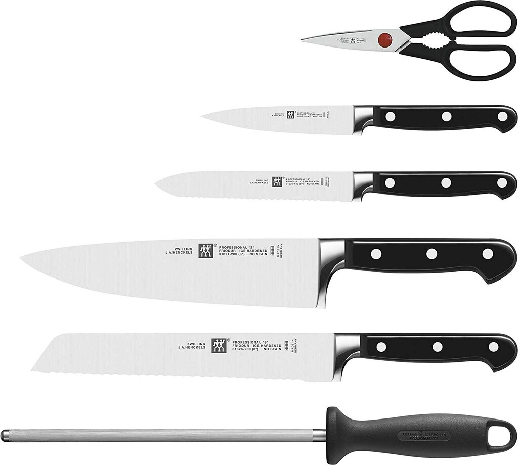 A. Zwilling professional. Нож professional s zwilling. Нож zwilling pro. Henckels professional s 3 ножа.