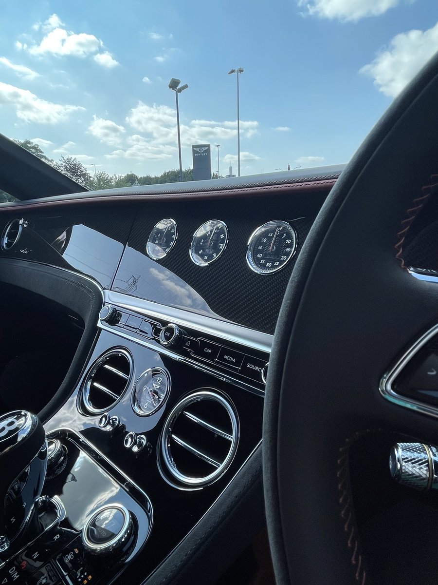Making a statement without saying a word.
#ContinentalGTSpeed 

For more information on our latest arrival please contact us on 0121 306 4000.
___
#Bentley Continental GT Speed WLTP drive cycle: fuel consumption, mpg (l/100 km) – Combined 20.6 (13.7). Combined CO₂ – 311 g/km.