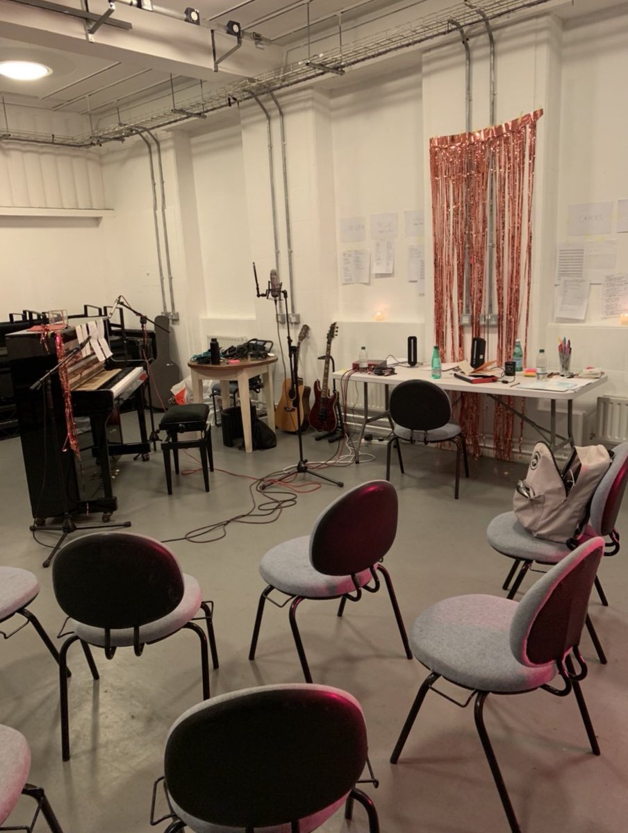 wendesnijders's tweet photo. From Jan 2019 until now it has been pure bliss to create #thesongproject with a group of phenomenal humans in this royal badass theatre @royalcourttheatre
Big 🙏 who gave their ❤️ to it 🙏 to everyone who came to see it. This is not the end. See you when we come back in 2022! ❤️ https://t.co/76rORdbtTI