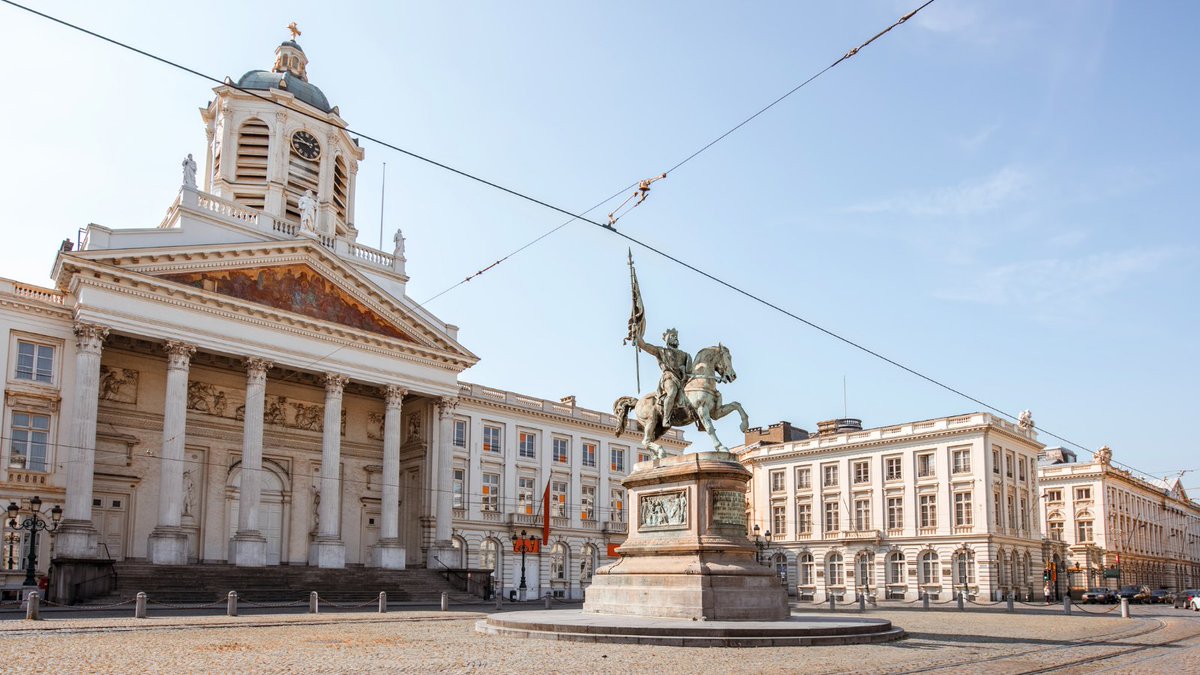 Estos son los #museos en #Bruselas que no te debes perder: Palacio de Coudenberg, Museo de la Ciudad de Bruselas, Parque Mini Europa, Museo Magritte y Museo del Cincuentenario krrteando.com/museos-brusela… #ViajesKrrteando #Bélgica