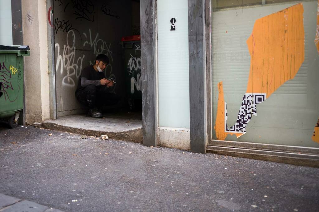 Albry_'s tweet photo. Break time
•
•
•
•
•
#break #leica #melbourne #street_photography #instasad #leicacamera #australia #ig_streetphotography #street_photo_club #streetphotographer #cheermeup #streetphotographers #visitmelbourne #SPiCollective #leica_club #streetpho… https://t.co/8heTIVhBgG https://t.co/LOQ04jr4xi