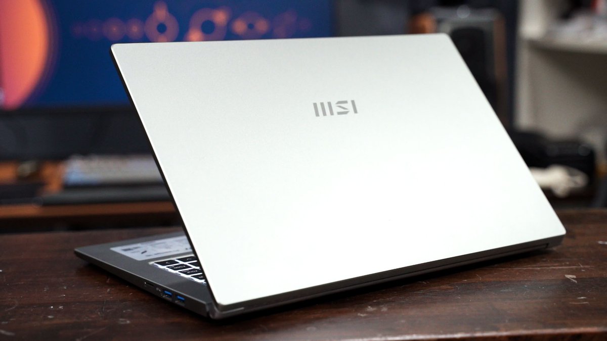 BigIdeasMY's tweet photo. Laptop Gaming Terbaik Bawah RM4000. (THREAD)

1. MSI Prestige 15 A11SB. Dekat Lazada boleh dapat lagi murah.

- 15.6" FHD Skrin
- intel i5 (11th gen)
- 512gb storage
- NVIDIA GeForce MX450

Shopee > https://t.co/31yRbrlequ
Lazada > https://t.co/HAyzS7wn4S https://t.co/Owh2TNHYwb