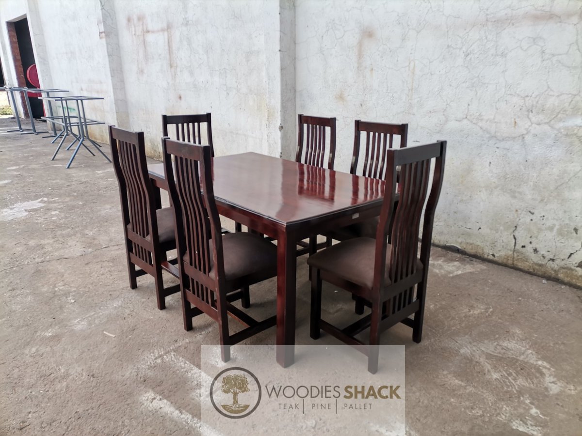 WoodiesShack's tweet photo. For all your furniture needs get in touch. @iMisred #redmarketsunday https://t.co/BmBrbwzm3i