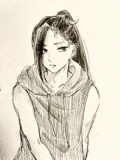 ポニテジャミルを描いてみたかった🐍

髪長いと振り向くときに後ろの人に
当たるのあるある(?)だよね。うん。

#ツイステファンアート 
#ジャミル・バイパー 