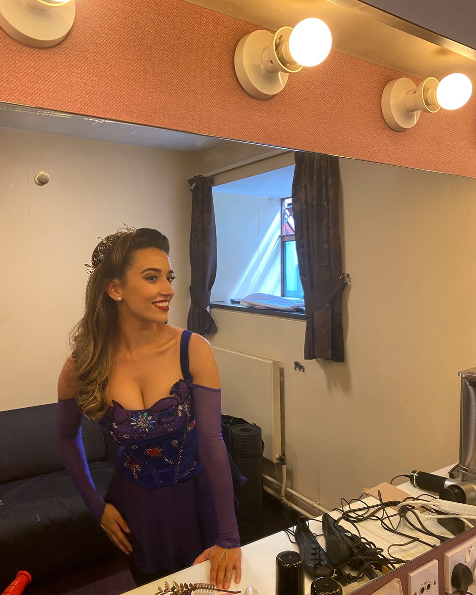 I can’t find the words to describe what it feels like to be back on stage dancing. I do know that I am so grateful to be here and to be reunited with my <a href="/riverdance/">Riverdance</a> family after 18 months 🎭💚💫 #riverdance25 #riverdance #weareback