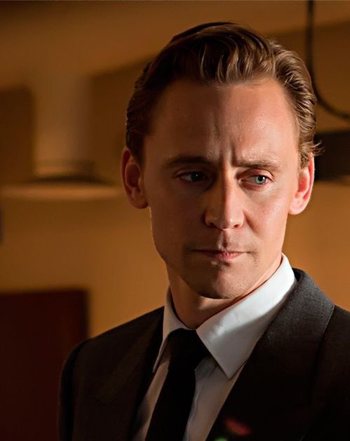 davestormx's tweet image. ⠀
     Erwine Schmidt Sagos Stallion
     องรัชทายาทต่างแดนที่เขารู้จักตั้งแต่ยังเด็ก ในอดีตสมัยพระบิดาของเออร์ไวน์เสด็จเยือนยันประเทศพรอนเทร่า เด็กน้อยหน้าหวานผู้เกรงกลัวต่อฝูงคาปิบาร่าที่รุมล้อม และเกรงกลัวว่ามันจะเข้ามาทำร้าย เจ้าชายเดฟ จึงได้เข้าไปให้ความช่วยเหลือ
⠀