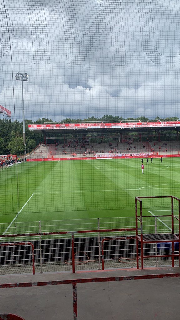 🖤🤍💚 #FCUBMG