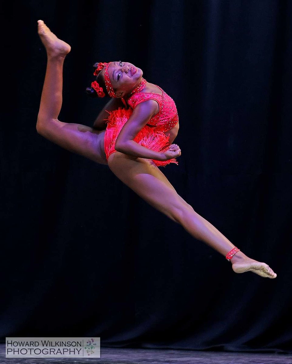 photographyman's tweet photo. I get to photograph some amazing talent at dance competitions.
#dance #dancer #dancers #dancephotography https://t.co/9VtpUOEheV