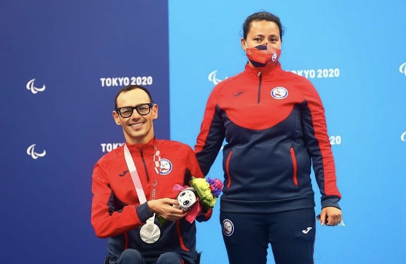 ¡OTRA MEDALLA! 👏

Alberto Abarza, deportista de nuestros amigos del #TeamParaChile, volvió a subir al podio de los Juegos Paralímpicos Tokio 2020 🇯🇵, ahora con una plata en 🥈 los 200 Metros Libres S2.

¡Felicitaciones <a href="/AbarzaAlberto/">Alberto Abarza Diaz</a>! 🙌

¡Recuerden seguir a @paralimpicoCHI! ☺️